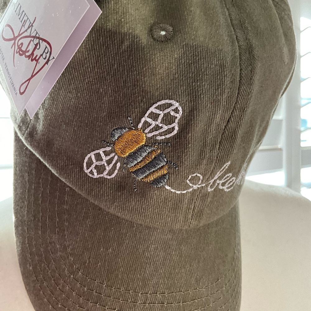 Bee Kind Embroidered Cap NWT - Picture 2 of 5